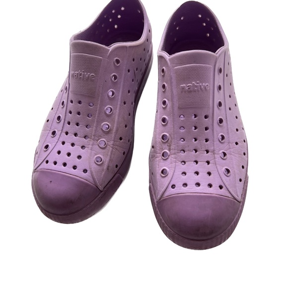Native Jefferson 2 Tone Purple Water Shoes Size J3 Slip On Sandals Quick Dry - Picture 8 of 8
